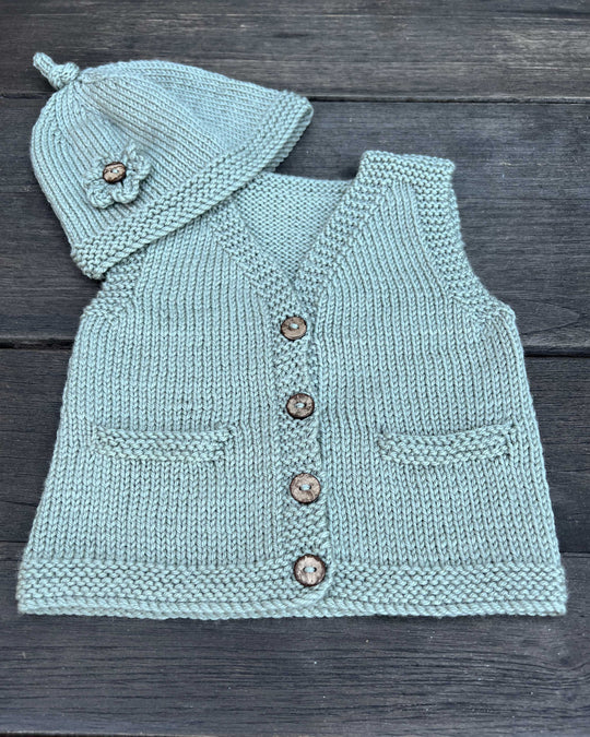 
            
                Load image into Gallery viewer, Ava &amp;amp; Archie Vintage Vest by The Kiwi Stitch Company
            
        