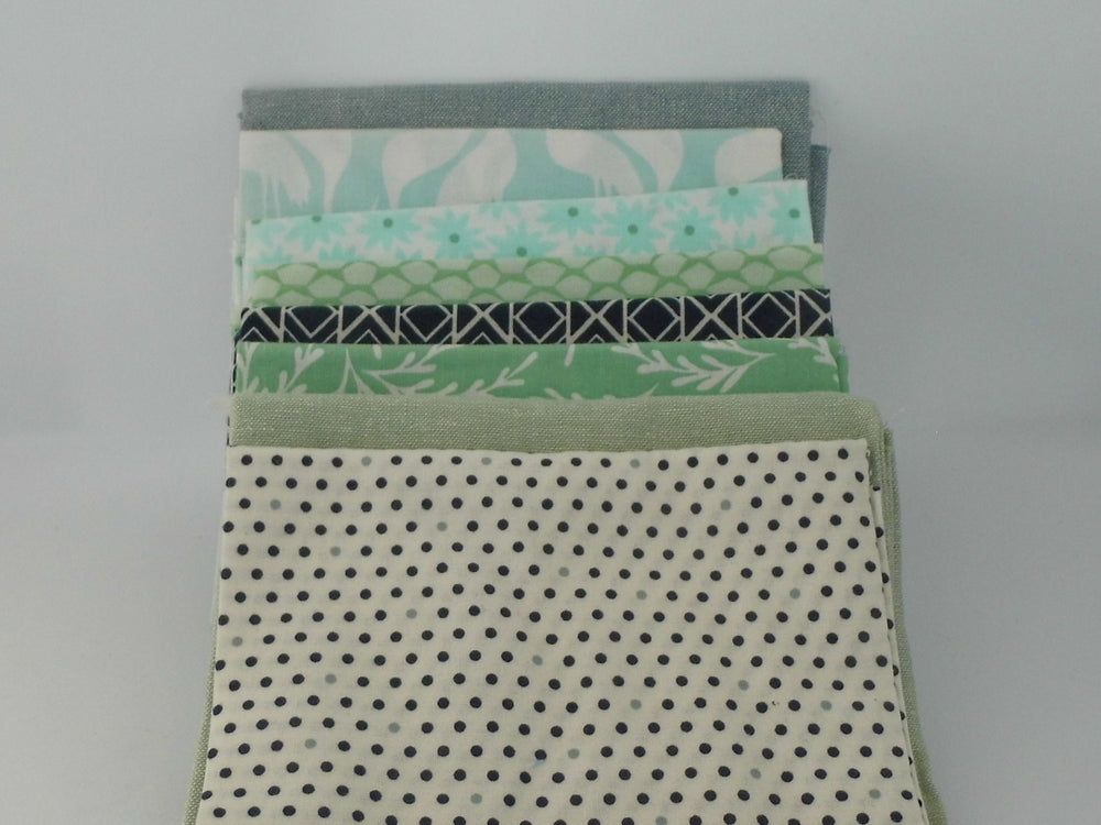 
            
                Load image into Gallery viewer, Fat Quarter Pack - Eight Pieces
            
        